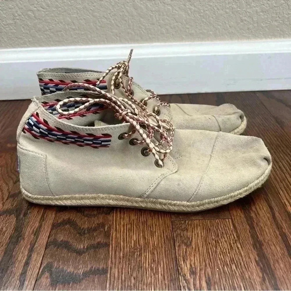 Tom's Alarco Suede Leather Desert Bootie Shoes Aztec Sneakers Women Sz 8 Lace Up - Picture 1 of 15